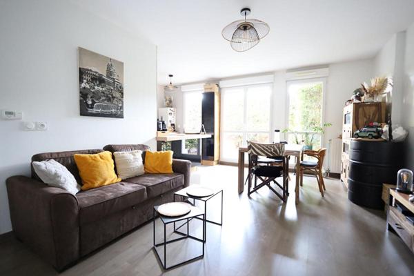 Appartement Ecquevilly 3 pièce(s) 61 m2