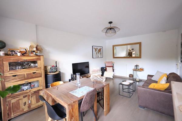 Appartement Ecquevilly 3 pièce(s) 61 m2