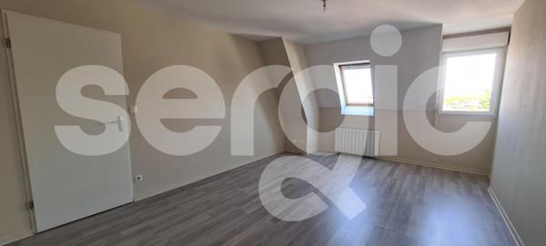 Location 2 Pieces 48 80090 Amiens 25 0404 01 0018
