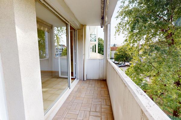 T2 de 49 m² avec balcon, proche Boulevard Foch Grenoble