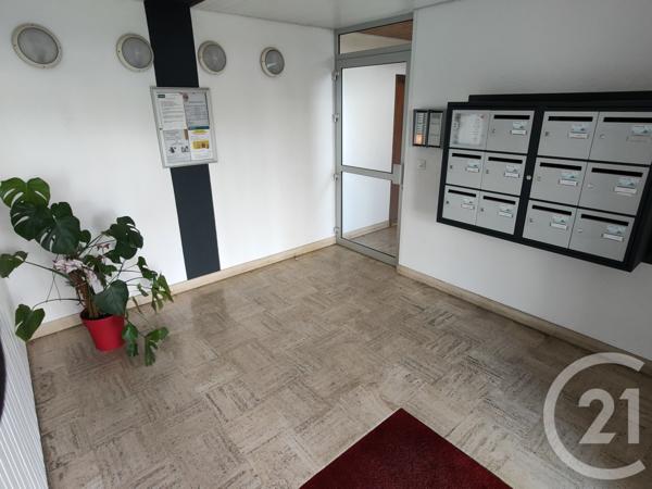 Appartement T3 à vendre  3 pièces - 65,15 m2 CHALLANS - 85