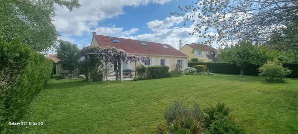 Maison Ozoir La Ferriere 7 pièce(s) 148.7 m2