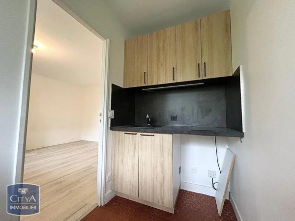 Appartement à louer 1 pièce 27.57m² Villejuif (94800)