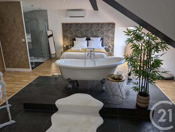 Immeuble à vendre  352 m 2   MONTLUCON  - 03