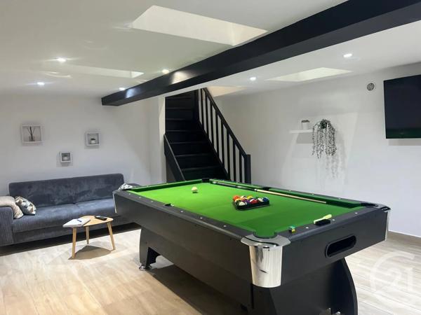 Immeuble à vendre  352 m 2   MONTLUCON  - 03