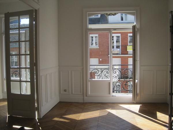 A LOUER APPARTEMENT PLEIN CENTRE VILLE 1 CHAMBRE A ST QUENTIN 02100