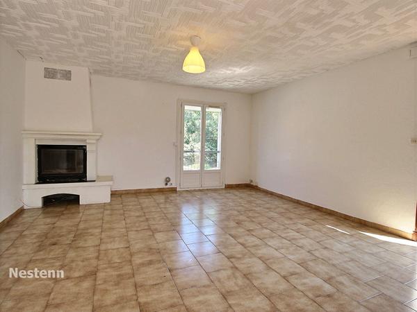 Entrepôt / 19 Garages / Appartement Avignon 494 m2