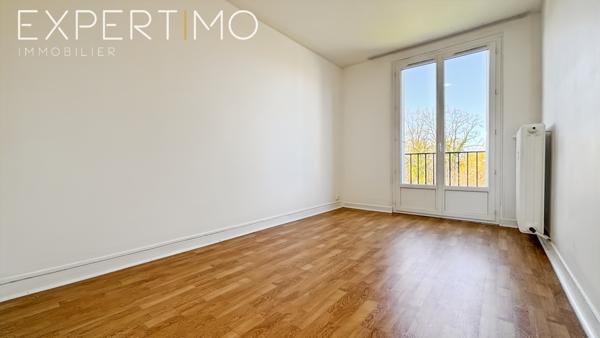 Étampes (91150) Appartement F3 lumineux avec balcon à ÉTAMPES (Box en supplément)