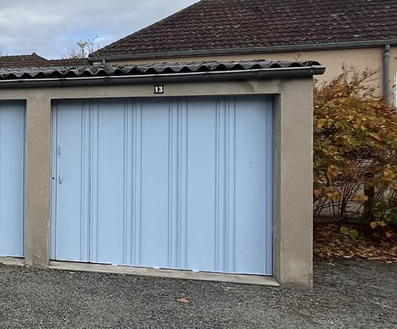 À louer Parking / box Paray-le-Monial