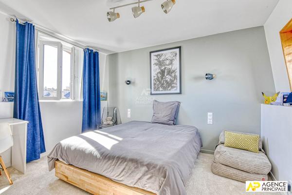Versailles Notre-Dame Les Prés- Appartement 6 pièces 158 m² au sol (150 m² Carrez) 2eme et dernier étage - - 1 495 000 € **  - Référence  28358