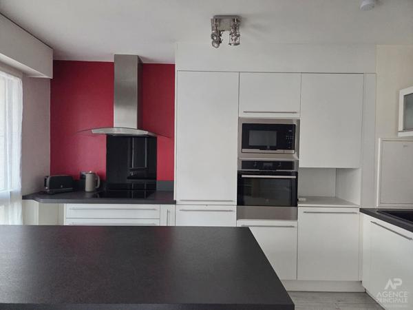 Appartement MEUBLÉ - Rueil Malmaison 2 pièce(s) 56.97 m2 Loyer 1 380 €/mois charges comprises **  - Référence  19759