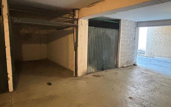 Stationnement à vendre