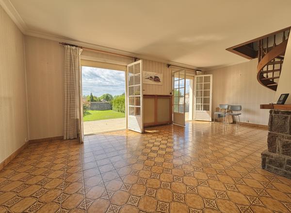 A vendre quartier du Bouquet, maison traditionnelle avec sous sol !