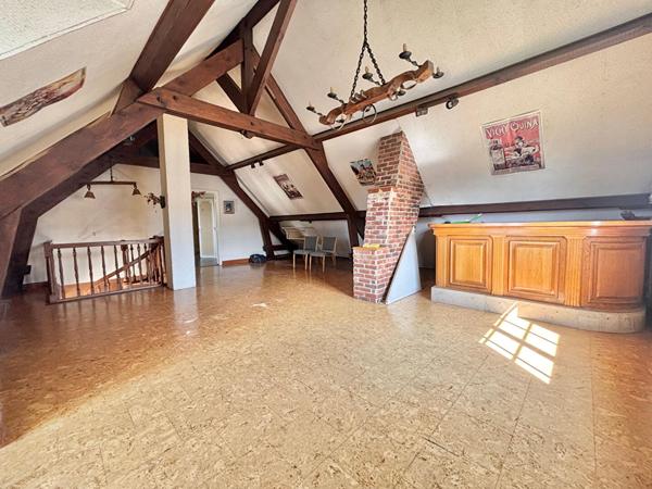 A vendre quartier du Bouquet, maison traditionnelle avec sous sol !