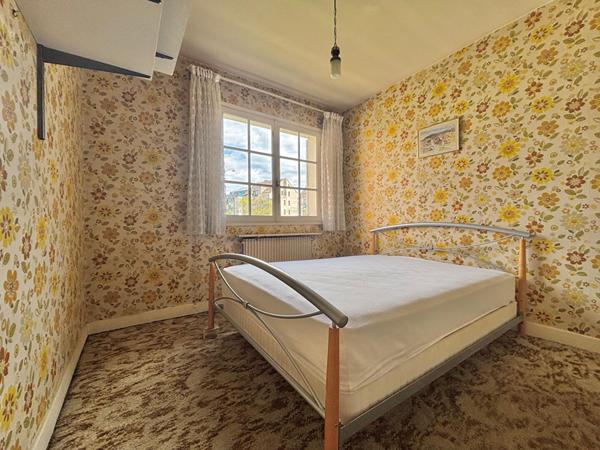 A vendre quartier du Bouquet, maison traditionnelle avec sous sol !