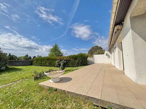 A vendre quartier du Bouquet, maison traditionnelle avec sous sol !