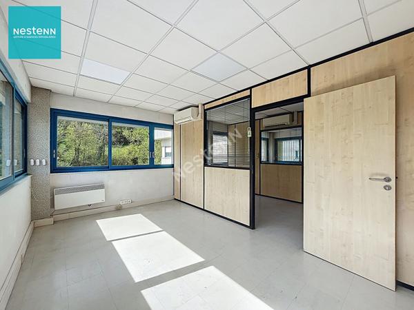 FRANGY _ Bureaux de 80 m², en RDC avec parking, à louer