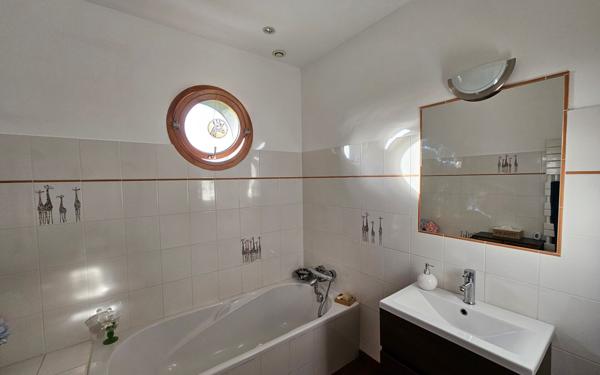 Maison à vendre    4 pièces •  Pleumeur-Bodou