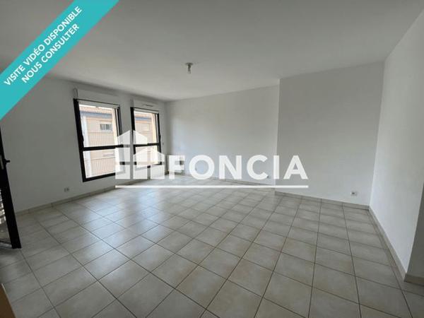 Location Appartement 3 pièces 68.99 m² - 2 RUE DU DOYENNE Poitiers 86000