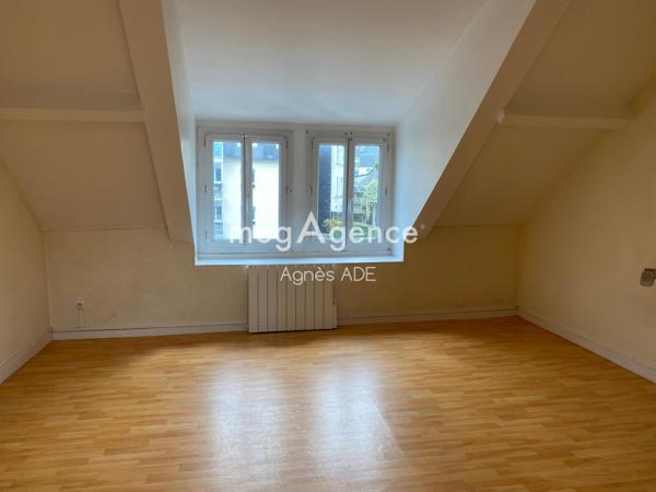 Immeuble à CHERBOURG-EN-COTENTIN, 50100 - 160m²