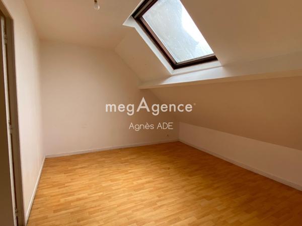 Immeuble à CHERBOURG-EN-COTENTIN, 50100 - 160m²