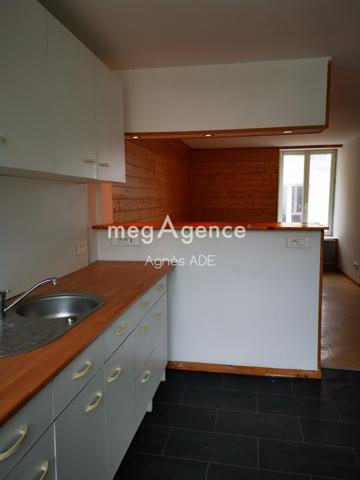 Immeuble à CHERBOURG-EN-COTENTIN, 50100 - 160m²