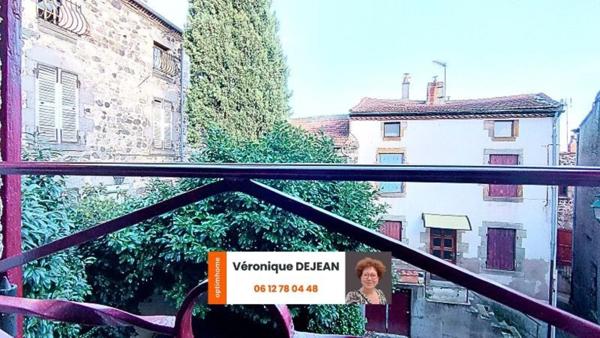🏡 Maison de bourg 80 m²–2 chambres–Veyre-Monton (63690) – Proche Clermont-Ferrand – Accès A75–155 000 €