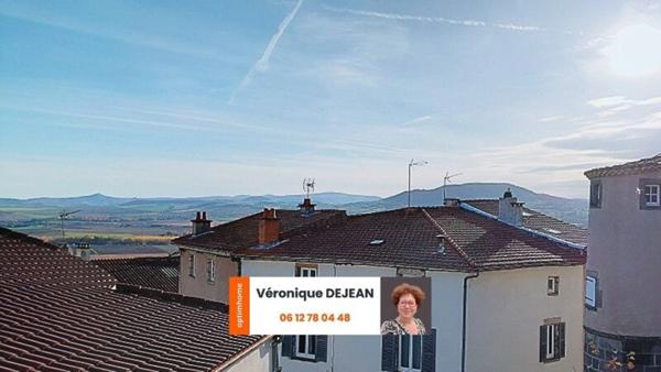 🏡 Maison de bourg 80 m²–2 chambres–Veyre-Monton (63690) – Proche Clermont-Ferrand – Accès A75–155 000 €