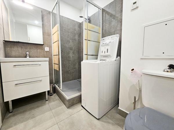 STUDIO MEUBLÉ RÉNOVÉ 32M² AVEC BALCON ET PARKING -CERGY LE HAUT