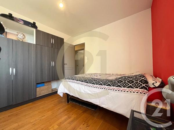 Appartement T4 à vendre  4 pièces - 93,16 m 2   VENISSIEUX  - 69