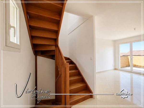 À NARBONNE-SUD – MAISON FAMILIALE DE 109 M² AVEC 3 CHAMBRES, 2 SALONS, JARDIN, TERRASSES ET GARAGE
