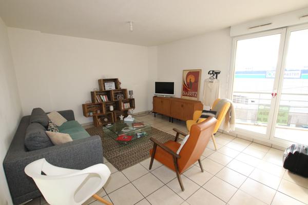 Les Carmes - T3 avec balcon et garage