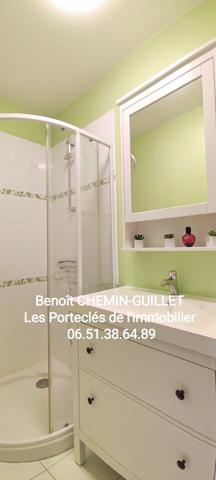 Lumineuse maison familiale au coeur d'Achères-la-Forêt.