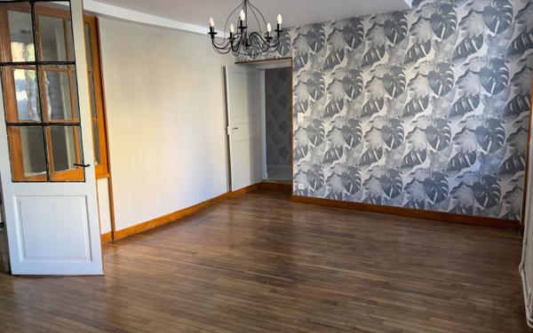 Maison à vendre    4 pièces • 112,60 m2 Rochechouart