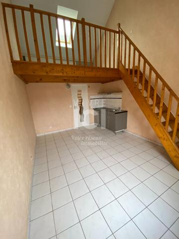 Maison 1 Pièce en duplex - SAINTE LUCE SUR LOIRE