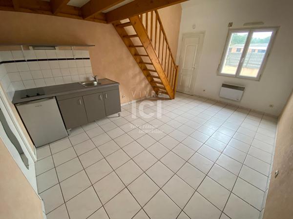 Maison 1 Pièce en duplex - SAINTE LUCE SUR LOIRE