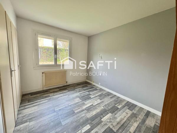 PAVILLON PLAIN PIED 3 CHAMBRES ET GARAGE A NIORT !