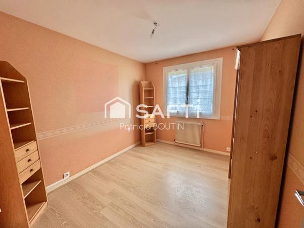 PAVILLON PLAIN PIED 3 CHAMBRES ET GARAGE A NIORT !