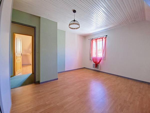 MAISON INDIVIDUELLE -  20MIN CHÂTELLERAULT - SECTEUR  EST