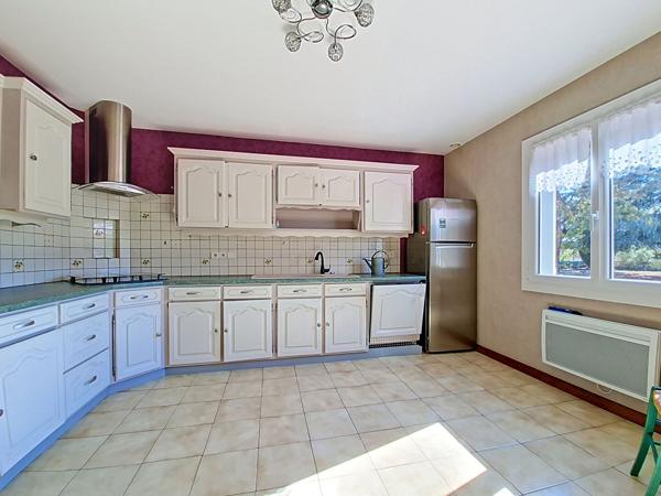 MAISON INDIVIDUELLE -  20MIN CHÂTELLERAULT - SECTEUR  EST