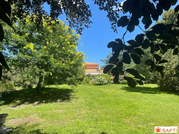 RARE ...CADRE EXCEPTIONNEL ! PROPRIETE GRADIGNAN