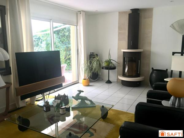 RARE ...CADRE EXCEPTIONNEL ! PROPRIETE GRADIGNAN