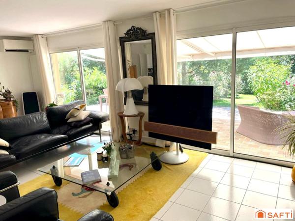 RARE ...CADRE EXCEPTIONNEL ! PROPRIETE GRADIGNAN