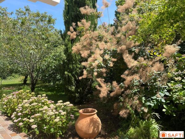 RARE ...CADRE EXCEPTIONNEL ! PROPRIETE GRADIGNAN