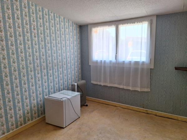 Maison rurale à vendre à Saint-Denis-de-Gastines en Mayenne (53500), ref : 53077-8