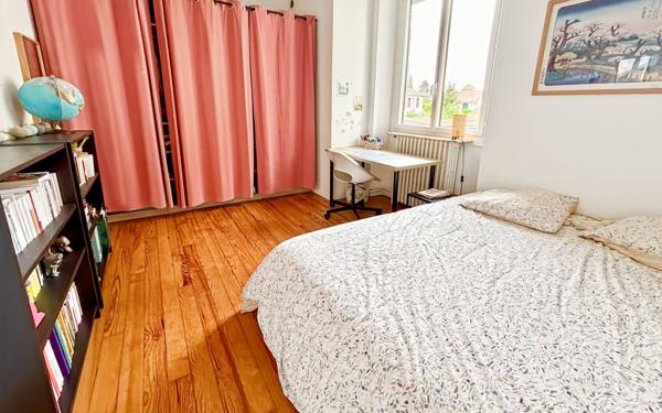 Maison à vendre    6 pièces •  Jurançon