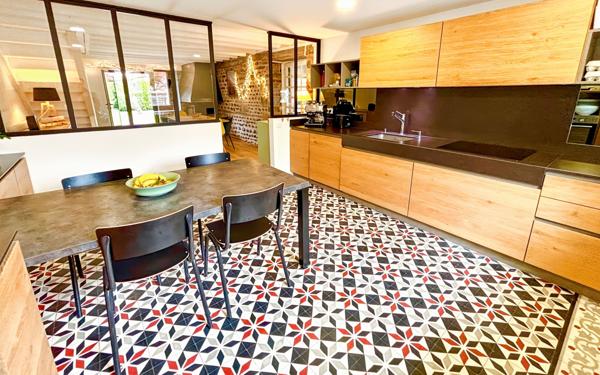 Maison à vendre    6 pièces •  Jurançon