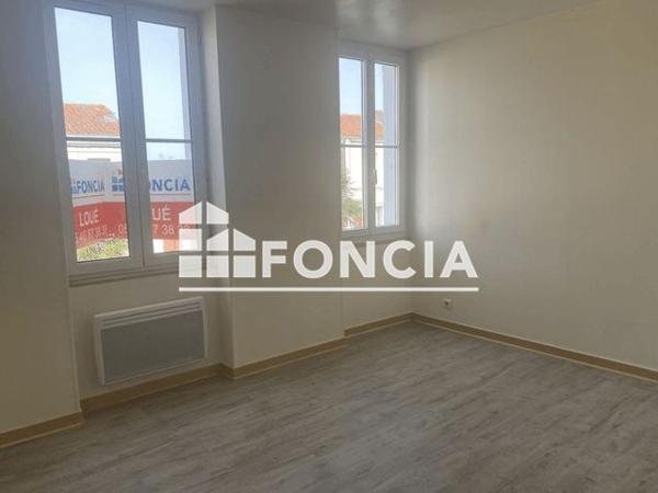 Location Studio 20.51 m² - 1 RUE ANATOLE FRANCE Rochefort 17300