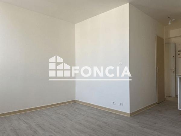 Location Studio 20.51 m² - 1 RUE ANATOLE FRANCE Rochefort 17300