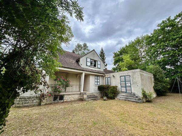 Maison Vernouillet 6 pièce(s) 150 m2 €429 000 ** - Référence 1767